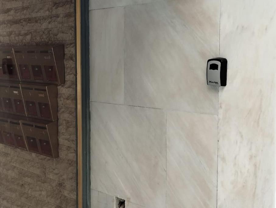 Nektar Cosy Apartment In City Centre Atena Exterior foto
